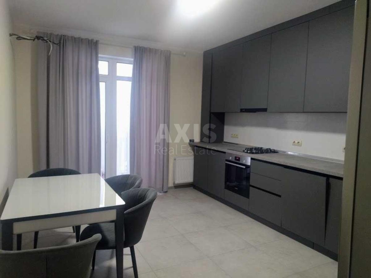 3k apartment vul. Metrologichna 21Б1