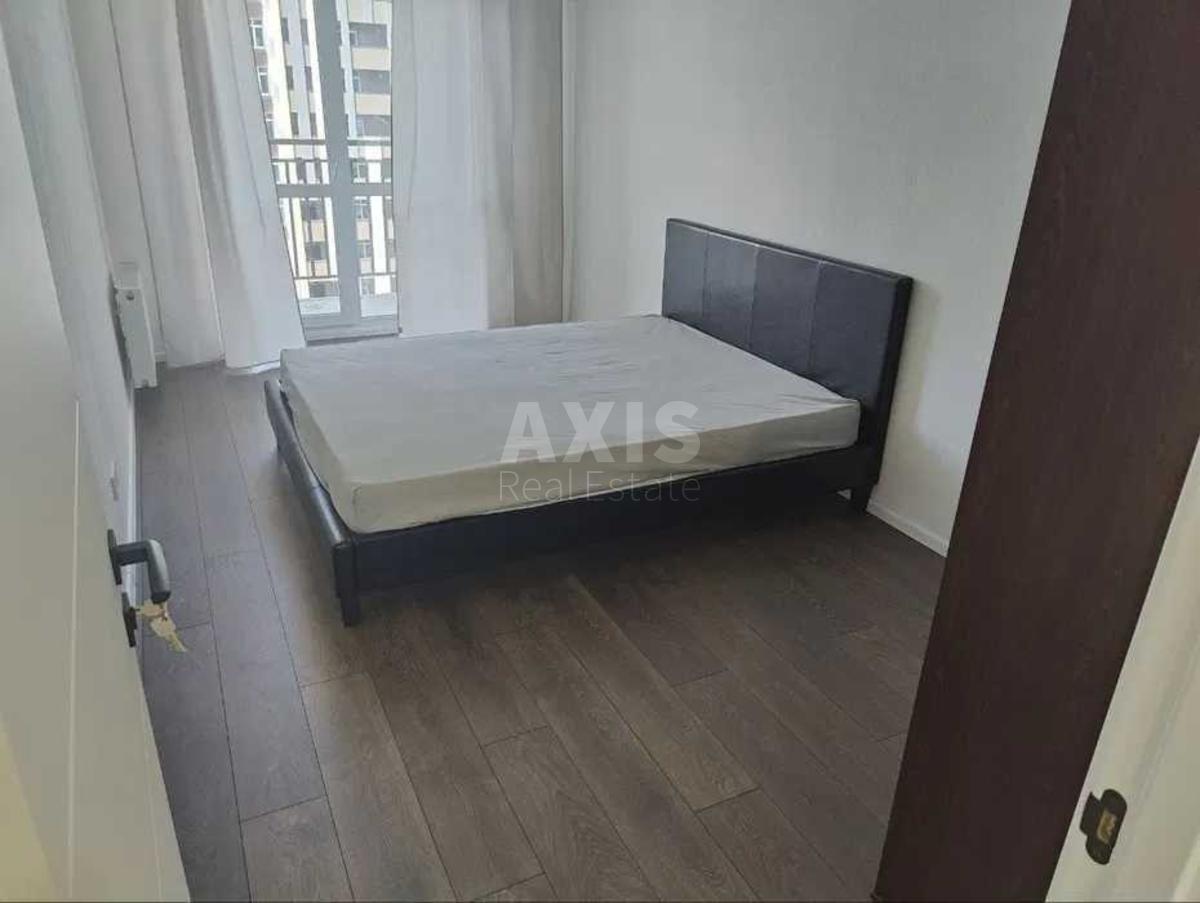 3k apartment vul. Metrologichna 1097