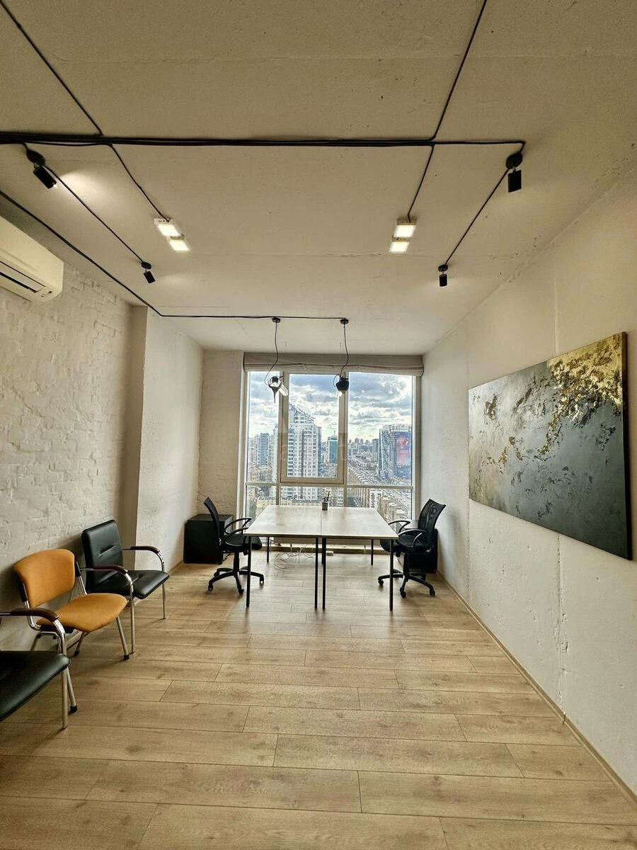 Office pr-t Berestejskij 24, 76m2713571