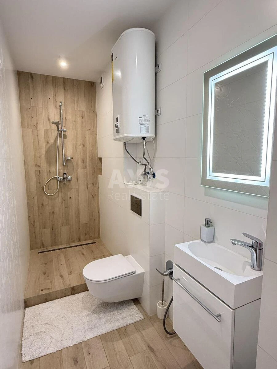 3k apartment vul. Voskresens'ka 147112311