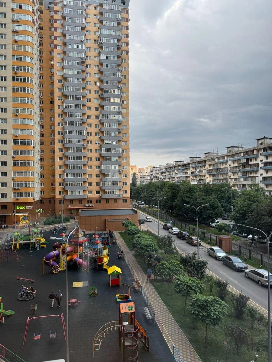 1k apartment vul. Kondratjuka Jurija 3699332