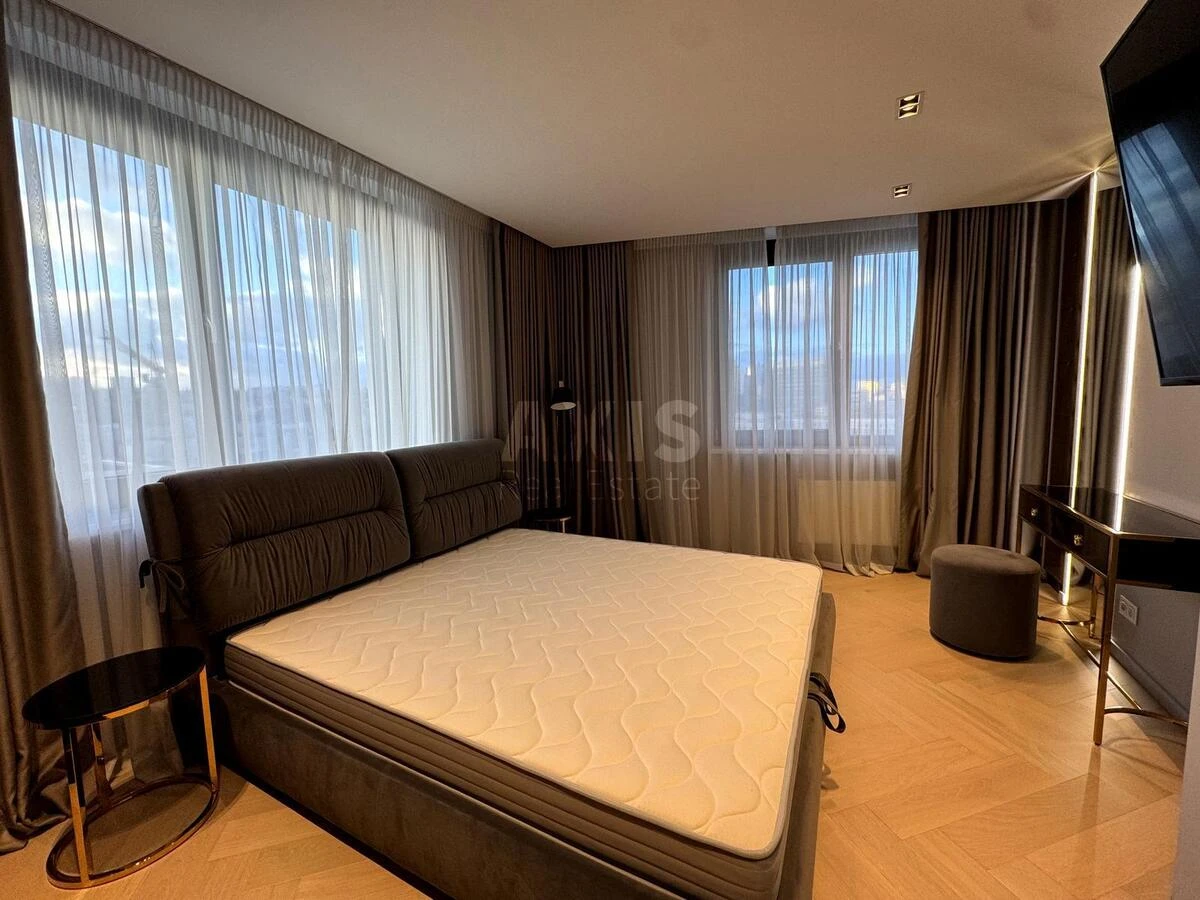 2k apartment vul. Antonovycha 74689982
