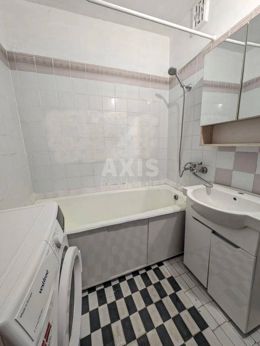 1k apartment vul. Pivnichna 2В707318