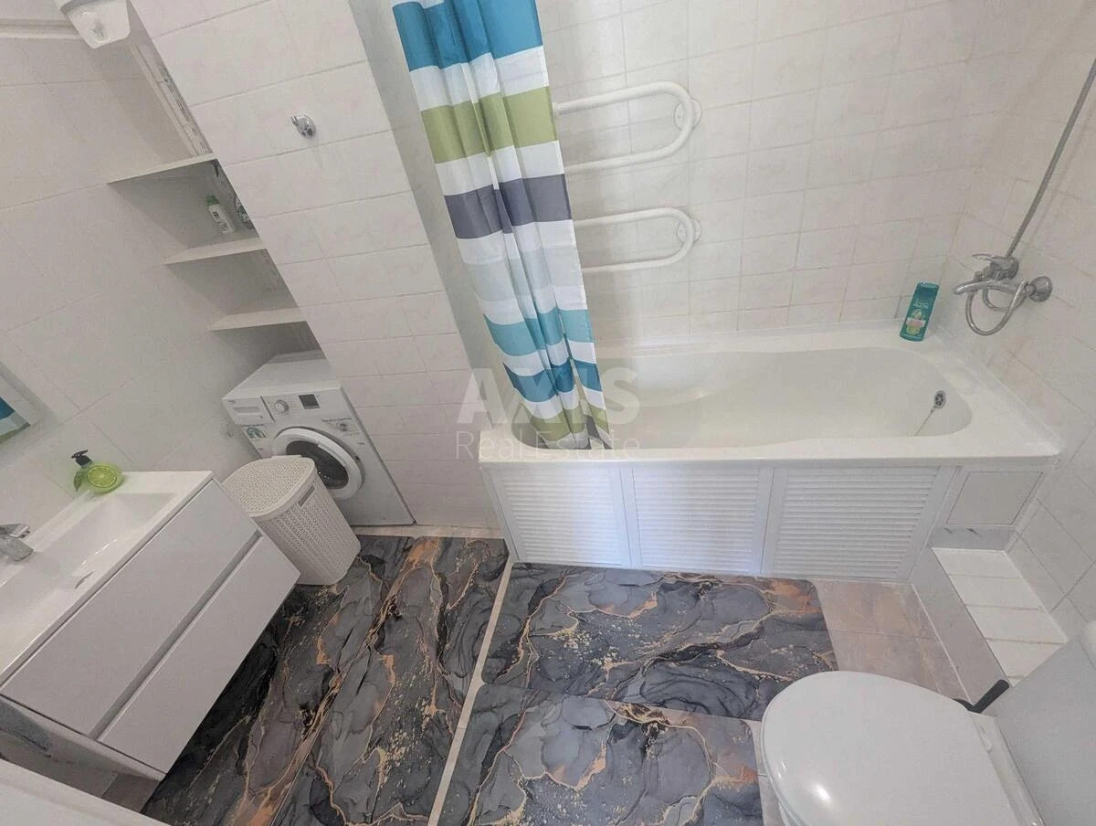1k apartment vul. Saksagans'kogo 33/35695349