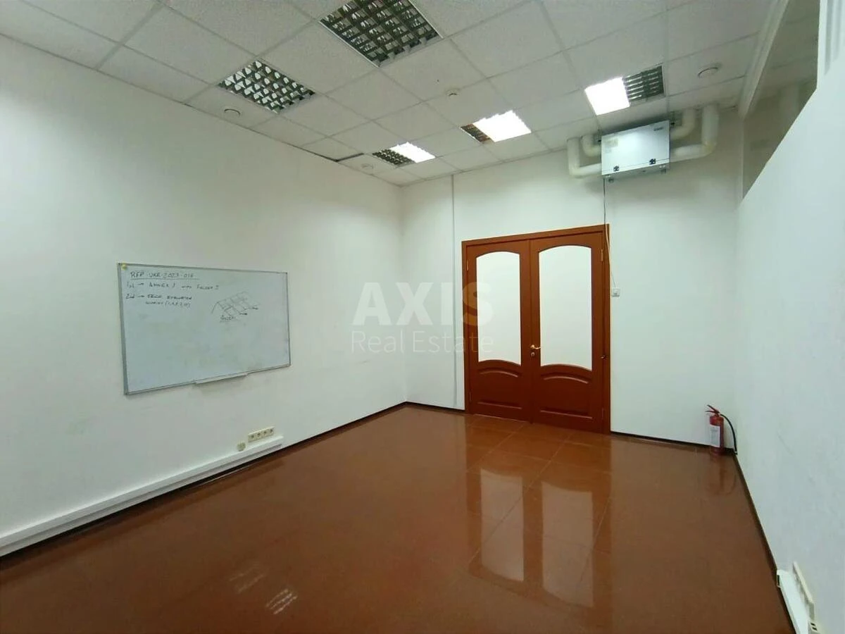 Office vul. Volodymyrs'ka 47, 252m2699597