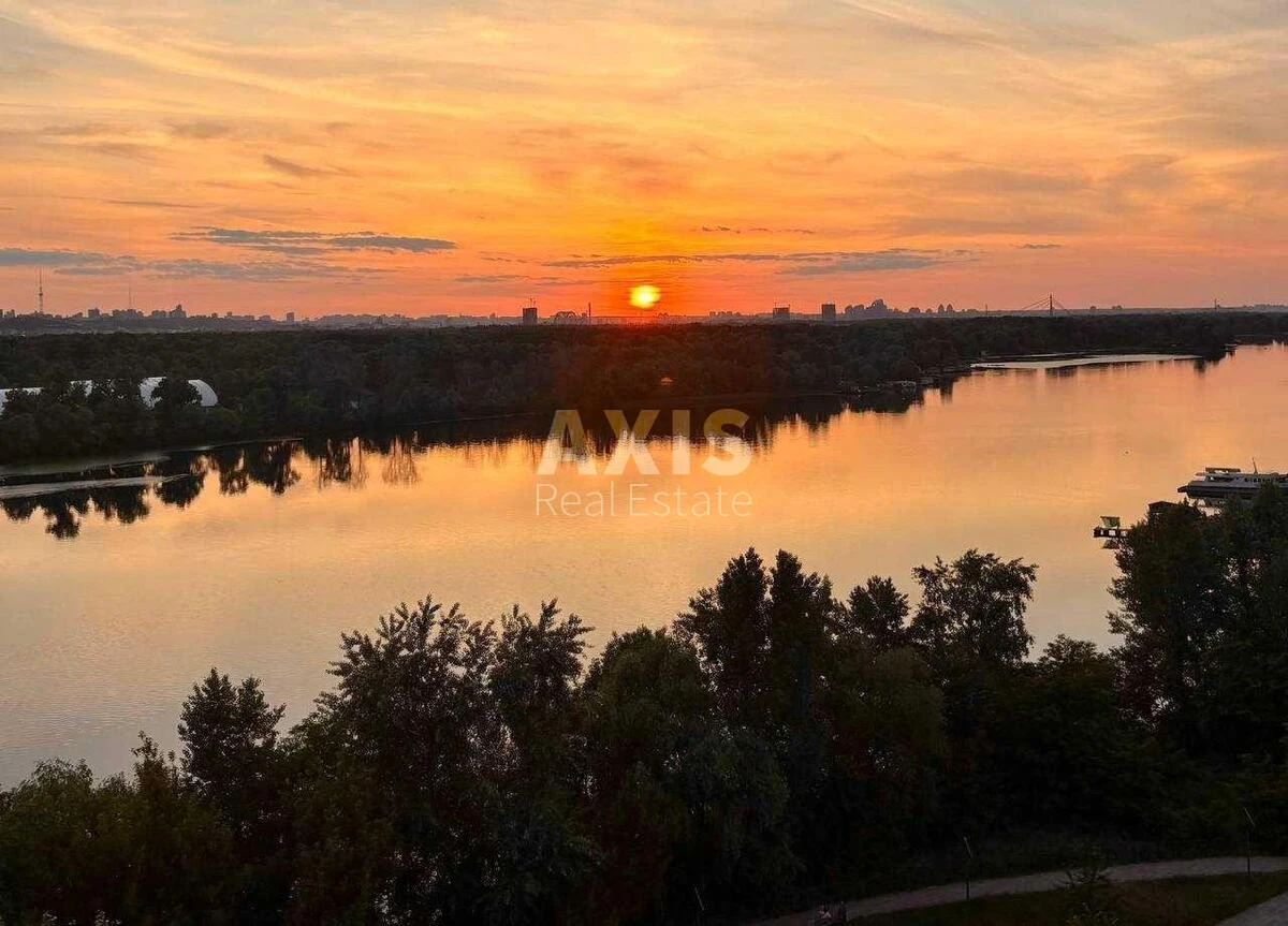 3k apartment vul. Mykil's'ko-Slobids'ka Three B6840013