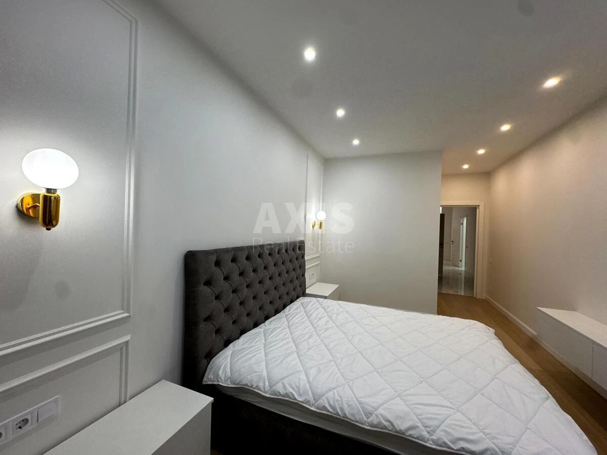 3k apartment vul. Kudri Ivana 1703265