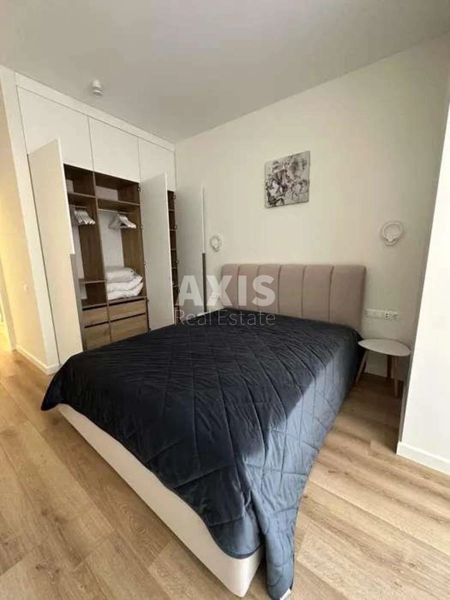 1k apartment vul. Radystiv 14316003