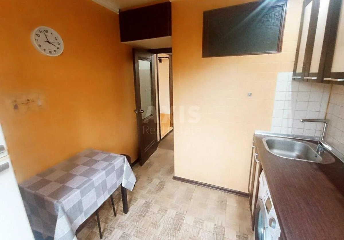 2k apartment vul. Degtjarivs'ka 28688800