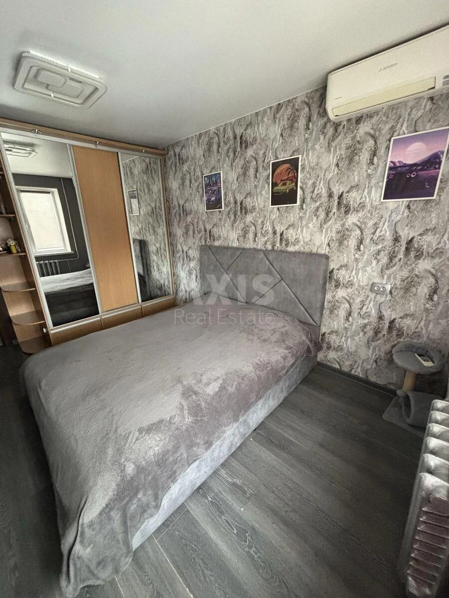3k apartment vul. Bulahovs'kogo Akademika 38698634