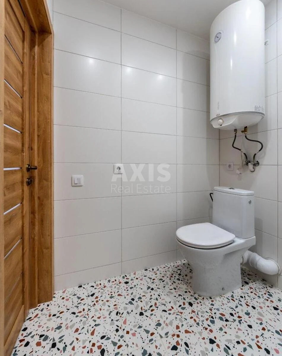 3k apartment vul. Sverstjuka Jevgena 6Д696938