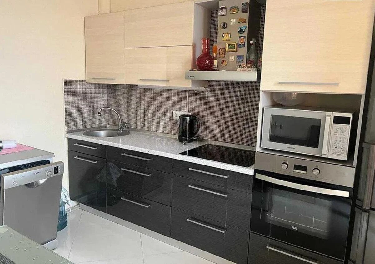 2к квартира ул. Семьи Кульженков 3368477