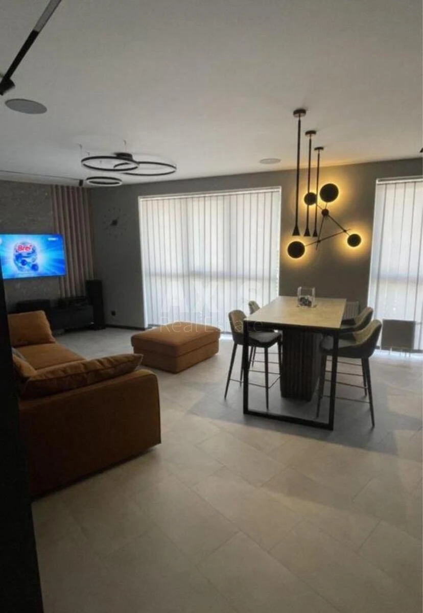 3k apartment vul. Lypkivs'kogo Vasylja Mytropolyta 16Г688621