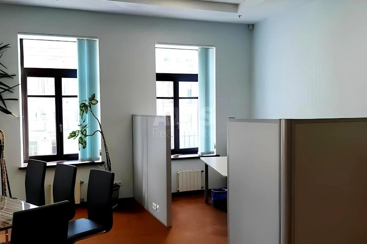 Офис ул. Бассейная 2, 422м26893110