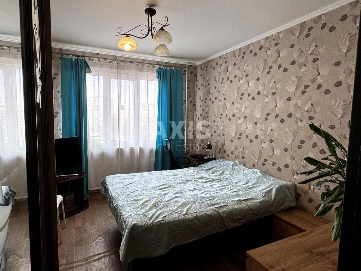 5к квартира пр-т Глушкова Академика 23650450