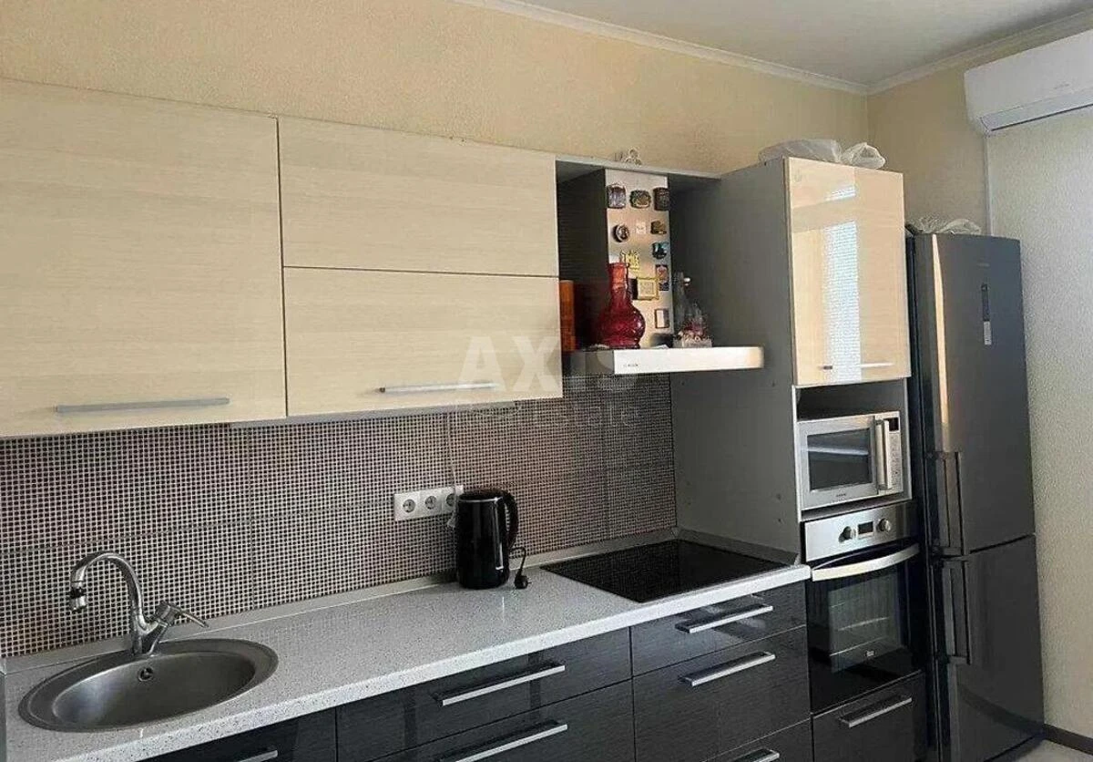 2к квартира ул. Семьи Кульженков 33684770