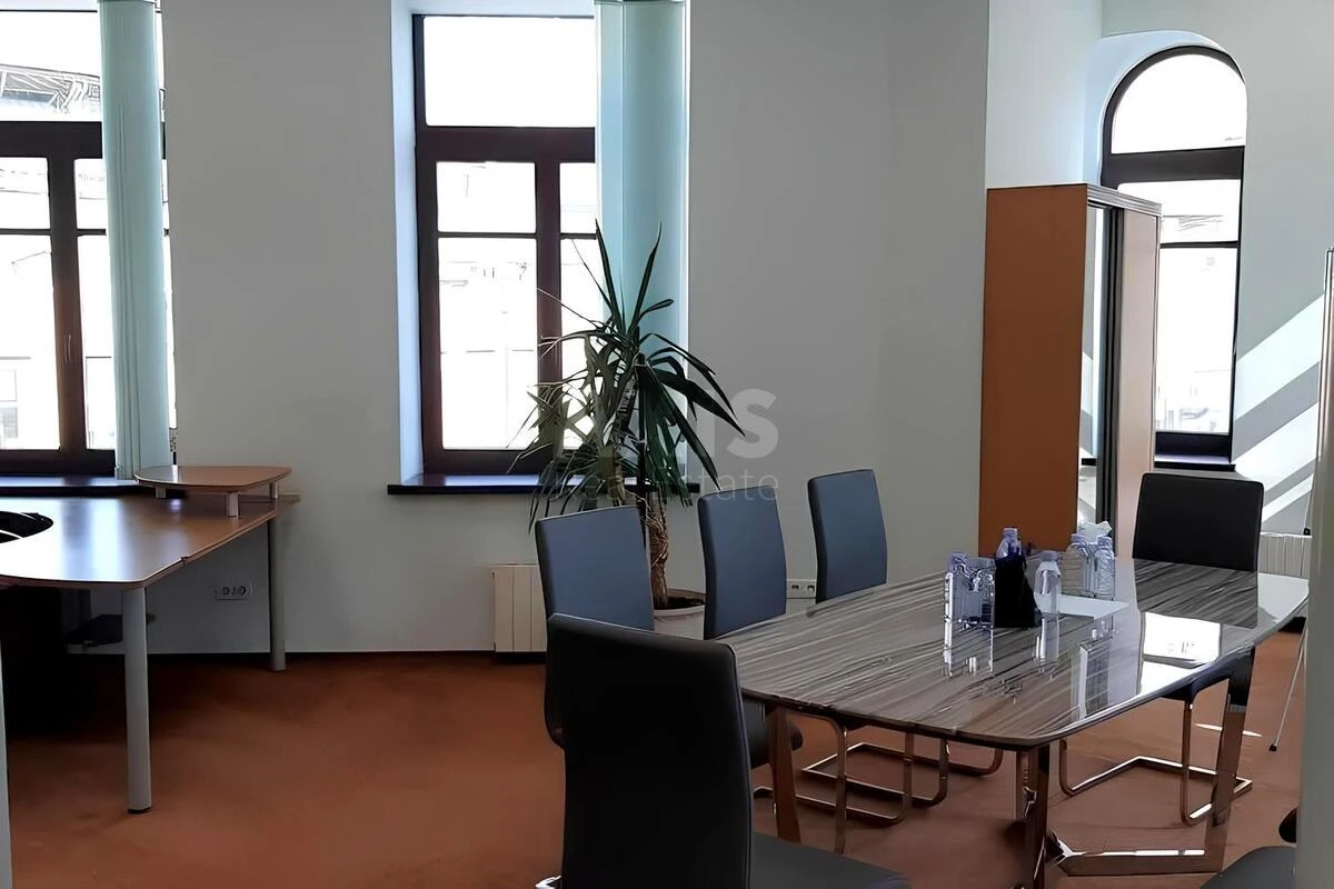 Офис ул. Бассейная 2, 422м26893111