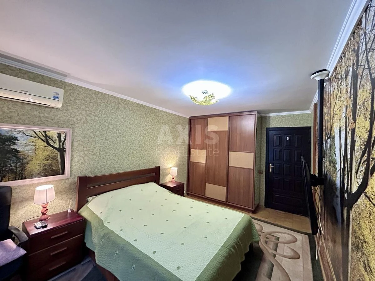 3к квартира пр-т Голосеевский 11708443