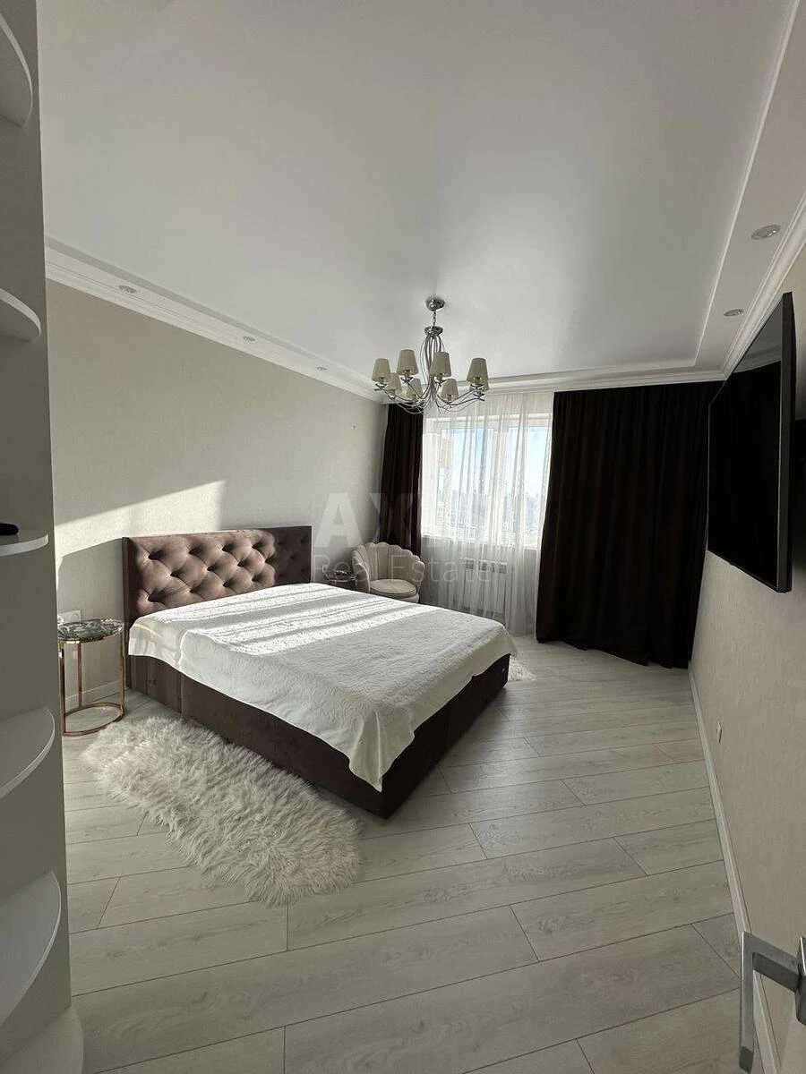 1к квартира ул. Кондратюка Юрия 3713166
