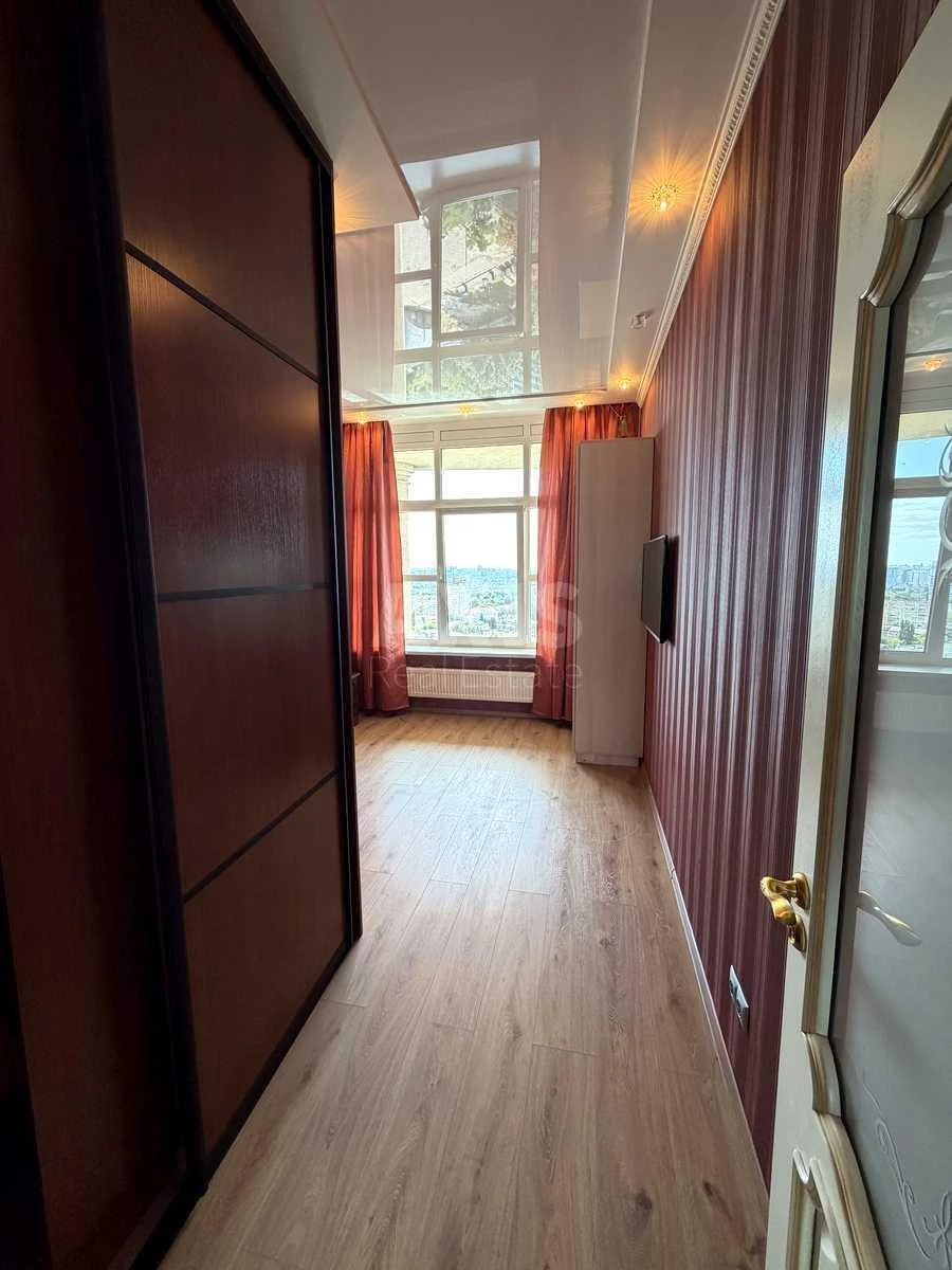 1k apartment vul. Parkovo-Syrec'ka 4В713695