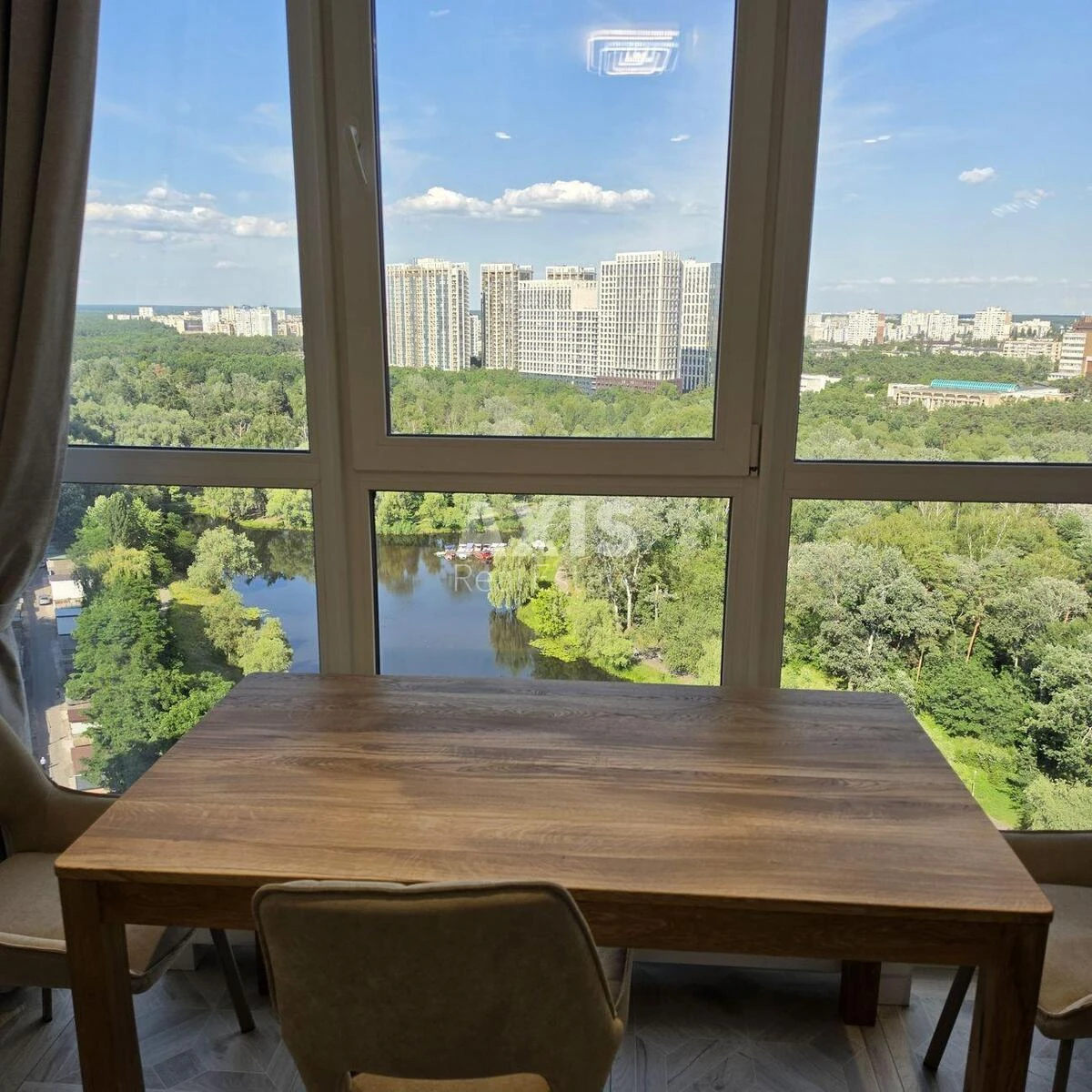 2k apartment vul. Voskresens'ka 2A693392