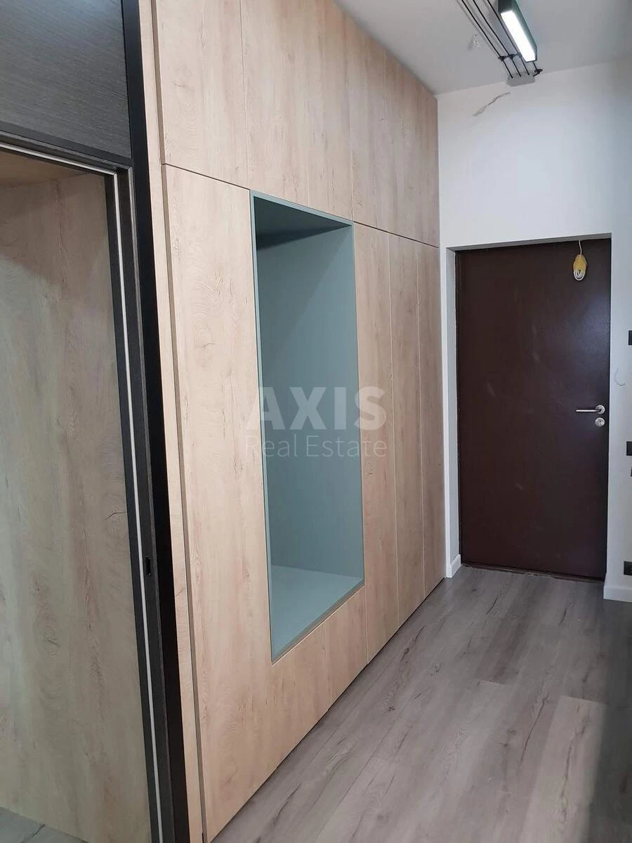Офис ул. Саксаганского 37К, 95м26895610
