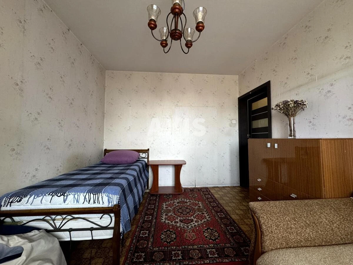 5к квартира пр-т Глушкова Академика 23650456