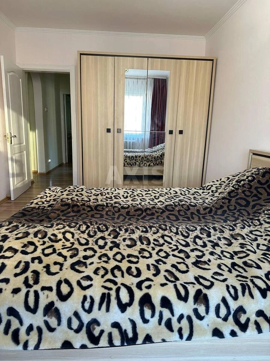 3k apartment vul. Urlivs'ka 156879610