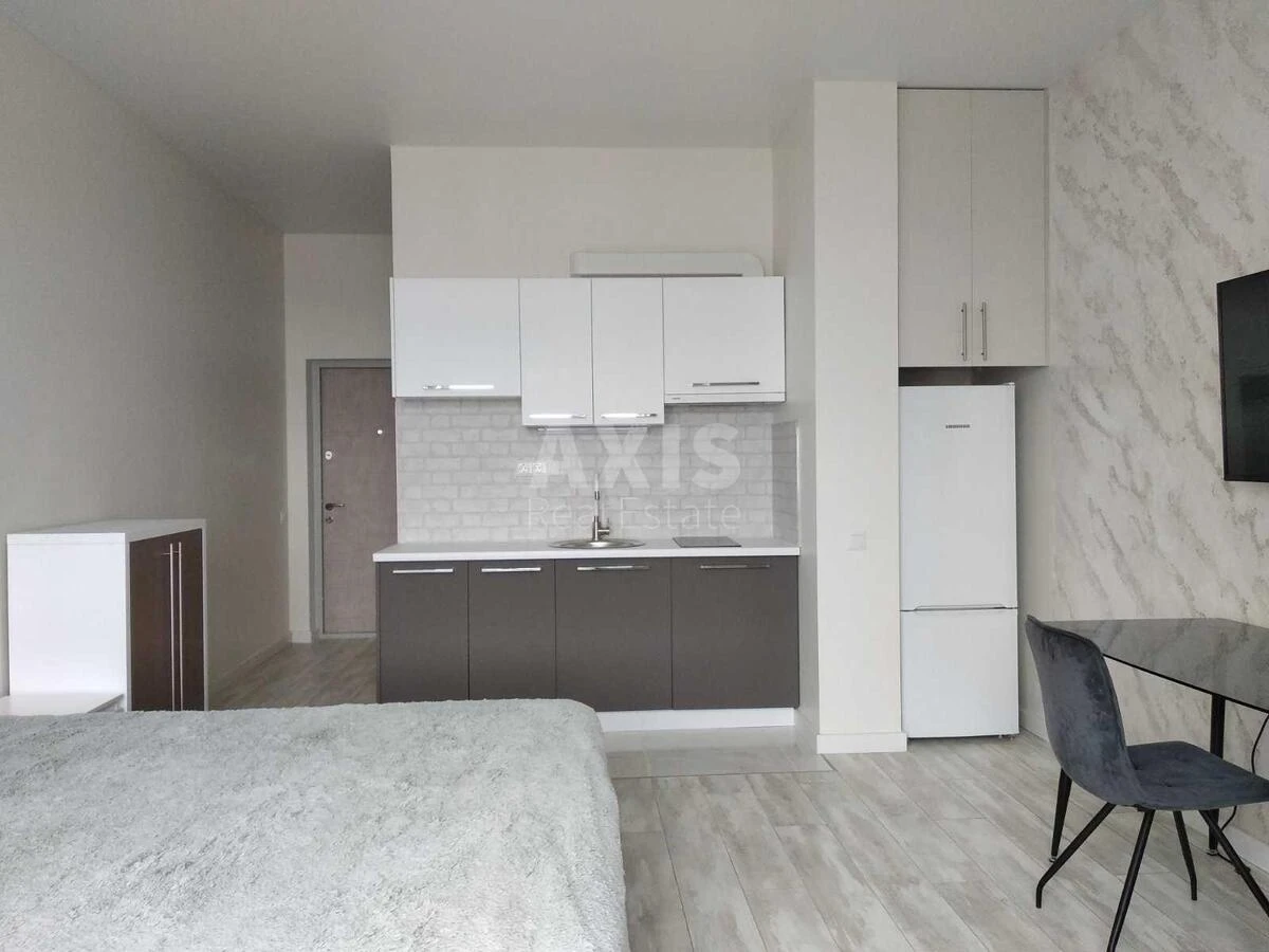 1k apartment vul. Jevgena Konoval'cja 36Є70857