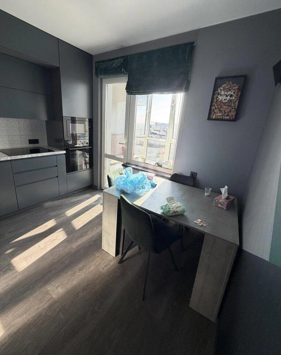 2k apartment vul. Vyshnjakivs'ka 4695882