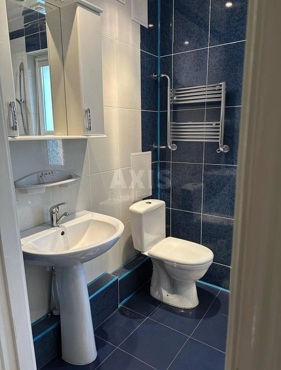 3к квартира ул. Урловская 156879611
