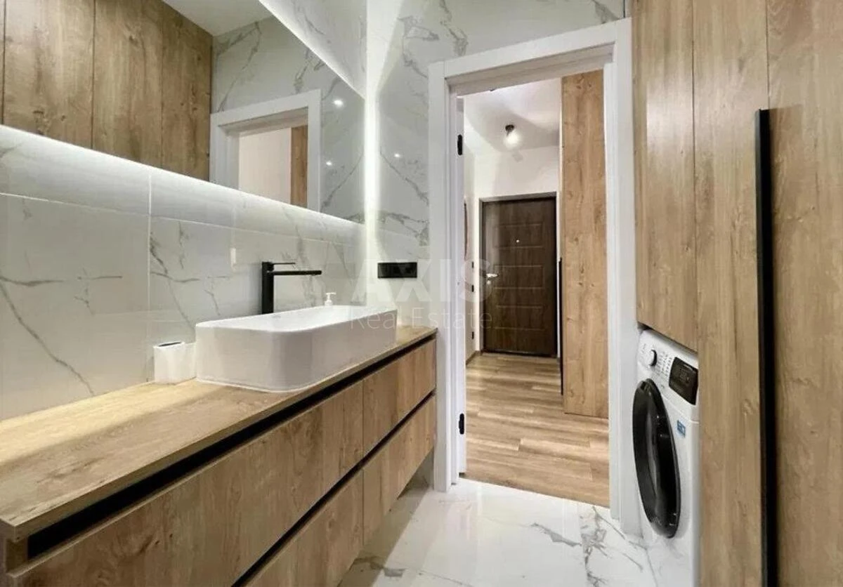 1k apartment nab. Dniprovs'ka 17К693325