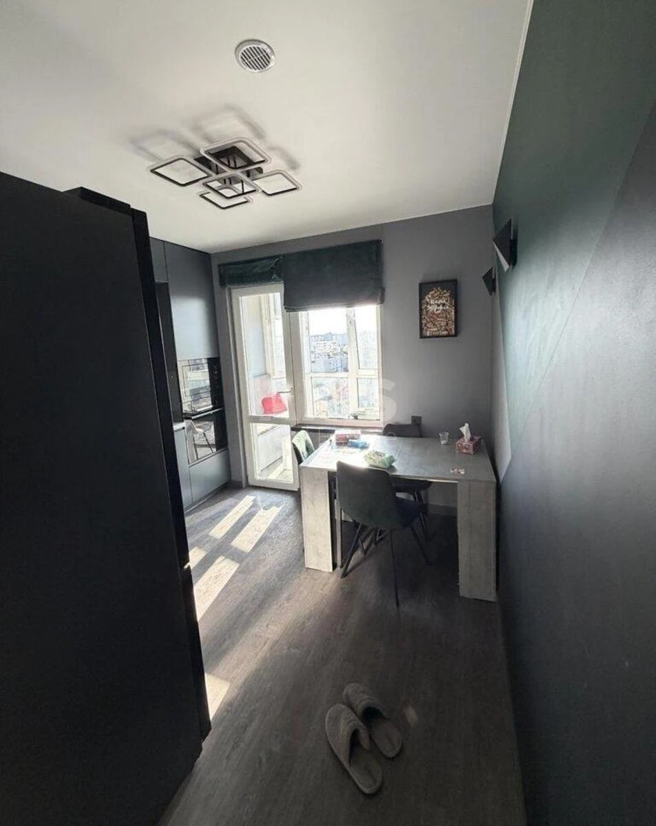 2k apartment vul. Vyshnjakivs'ka 4695883