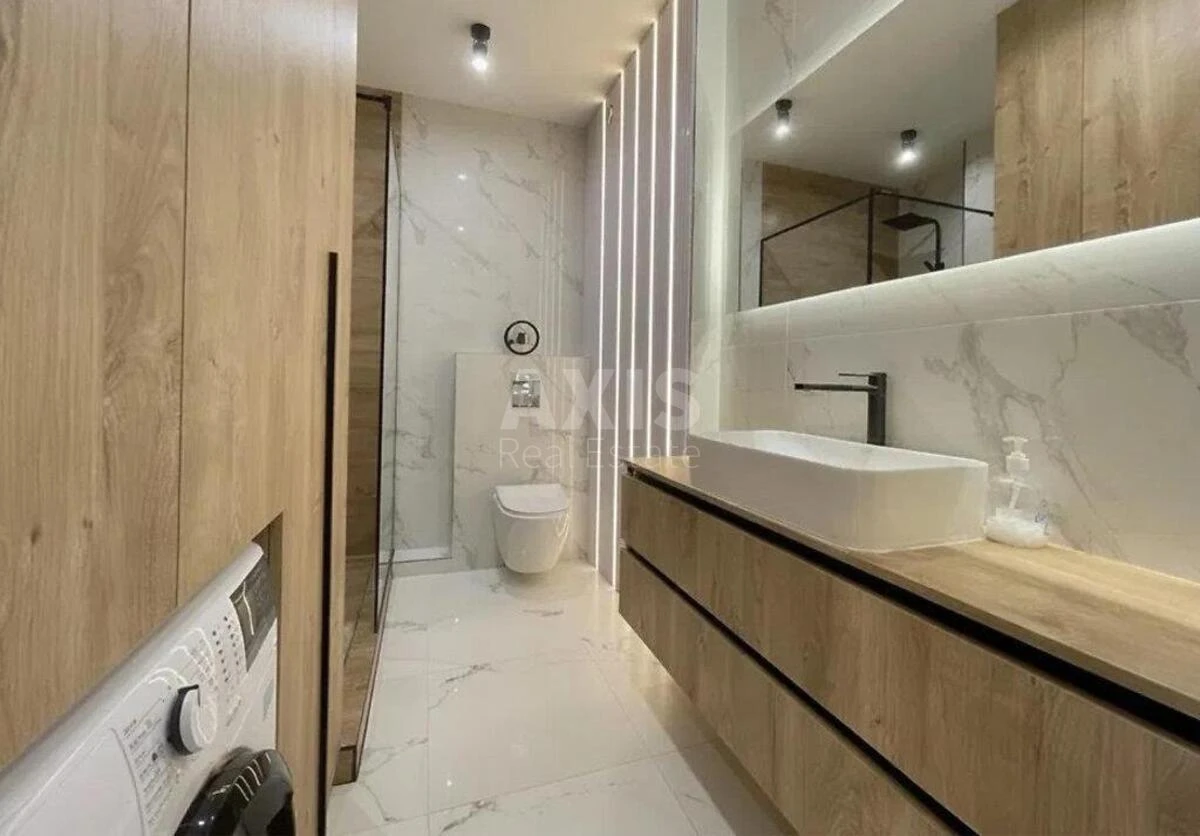 1k apartment nab. Dniprovs'ka 17К693326