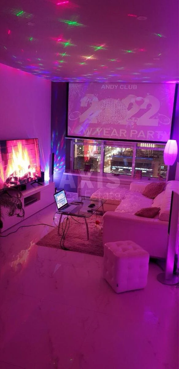 2k apartment pr-t Berestejskij 5В693676
