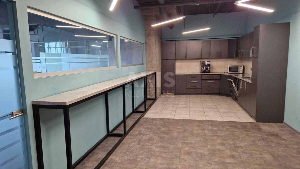 Office vul. Jaroslavs'ka 58, 818m271358