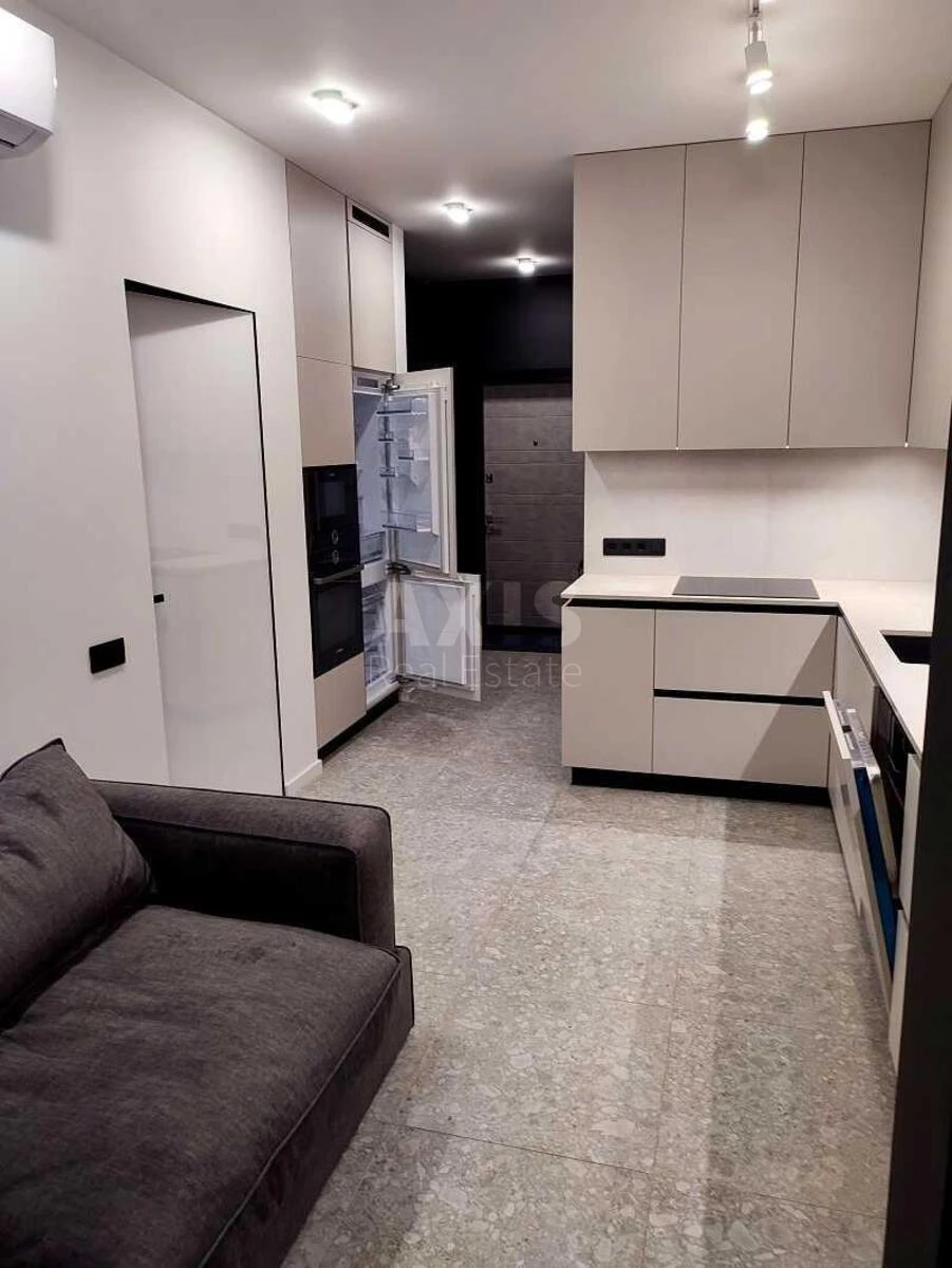 1k apartment vul. L'vivs'ka 15710994