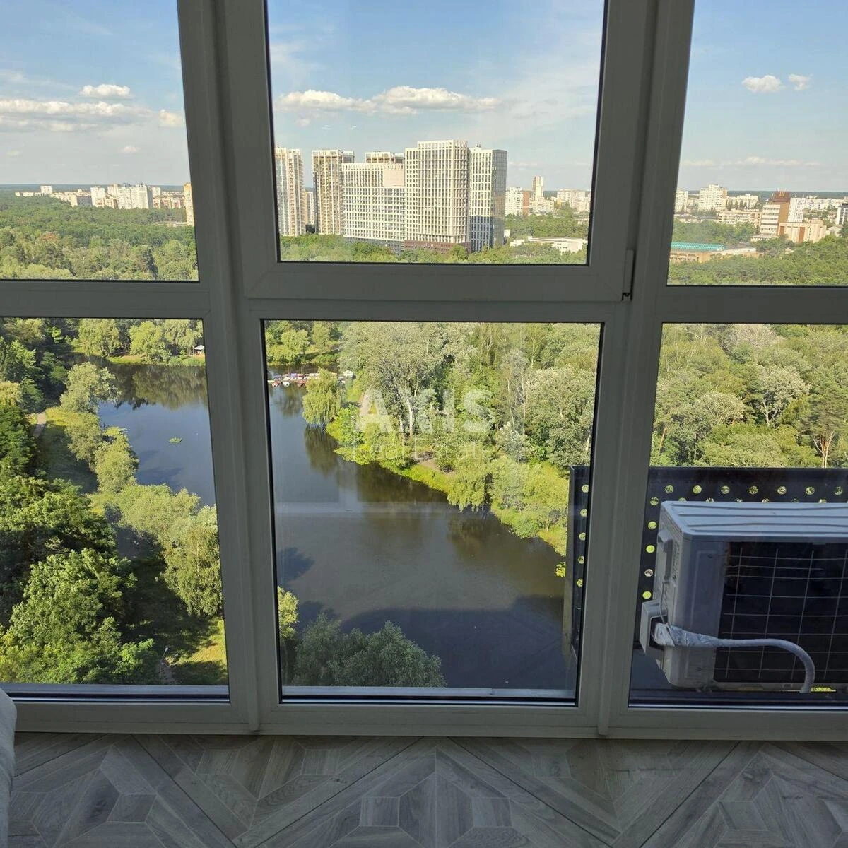 2k apartment vul. Voskresens'ka 2A693393