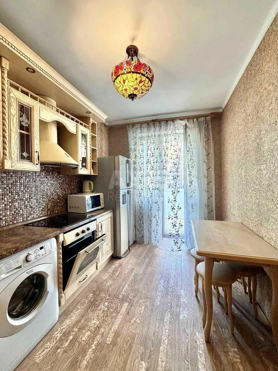 3k apartment vul. Staronavodnyc'ka 4705678