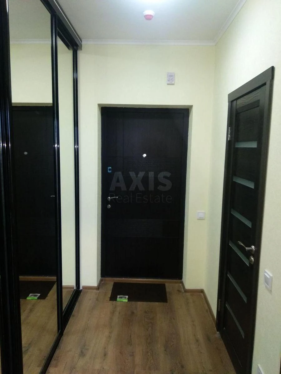 1k apartment vul. Grechka Marshala 10К690529