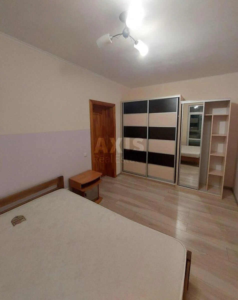 2k apartment vul. Shums'kogo Jurija 3Г631834