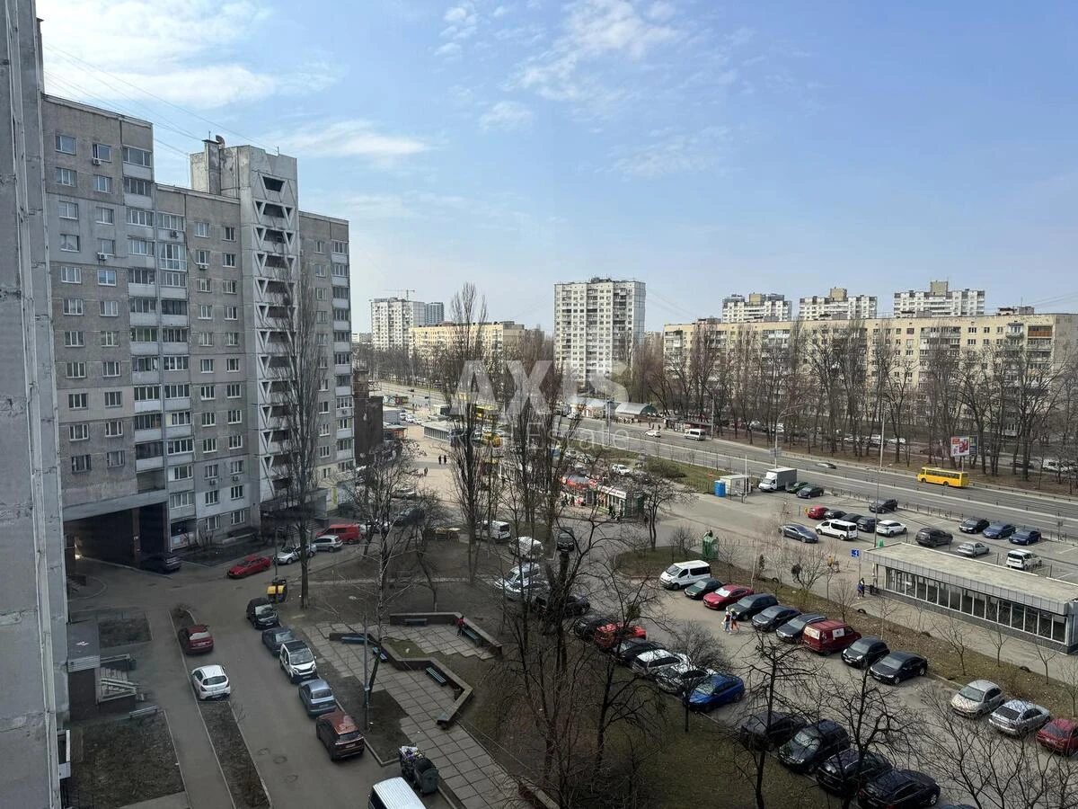 5k apartment pr-t Glushkova Akademika 236504512