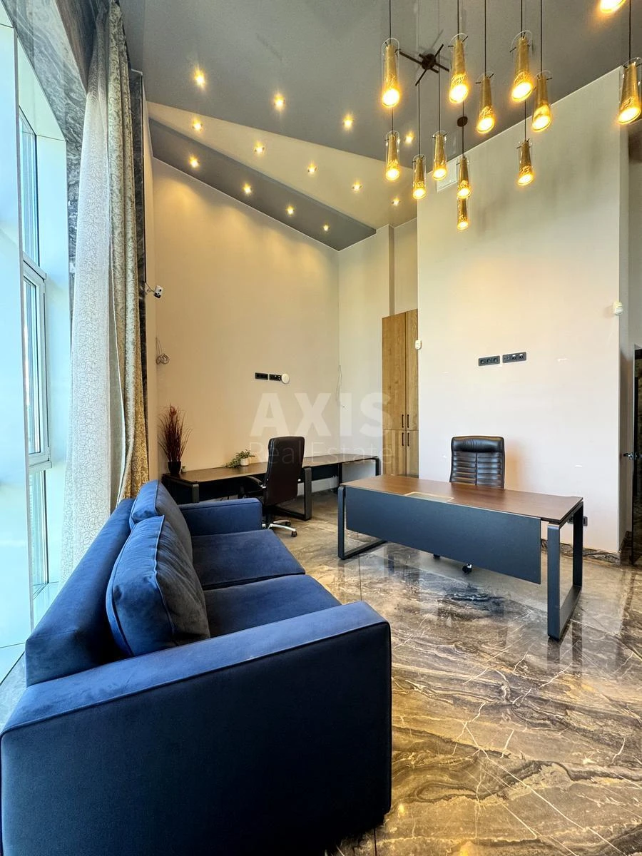 Office vul. Lypkivs'kogo Vasylja Mytropolyta 16В, 248m2694106