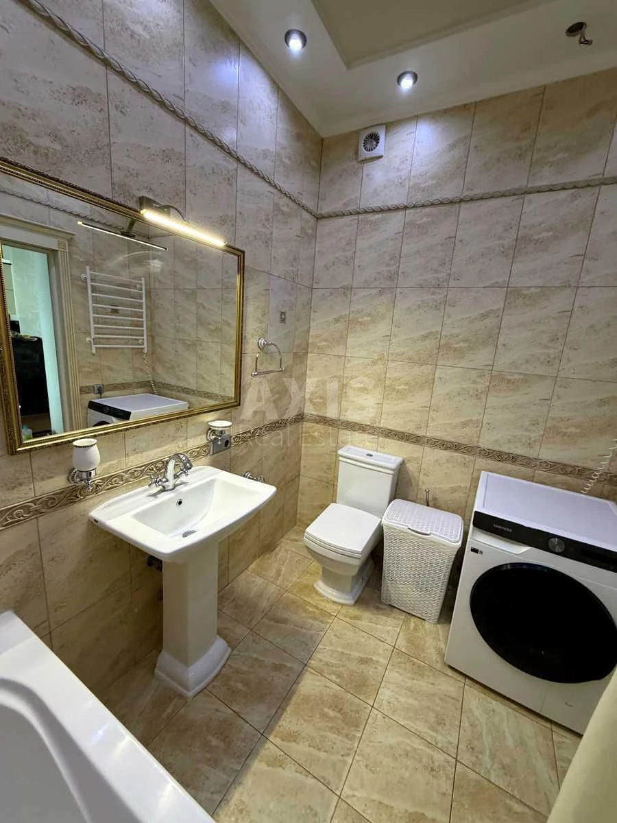 1k apartment vul. Parkovo-Syrec'ka 4В7136912