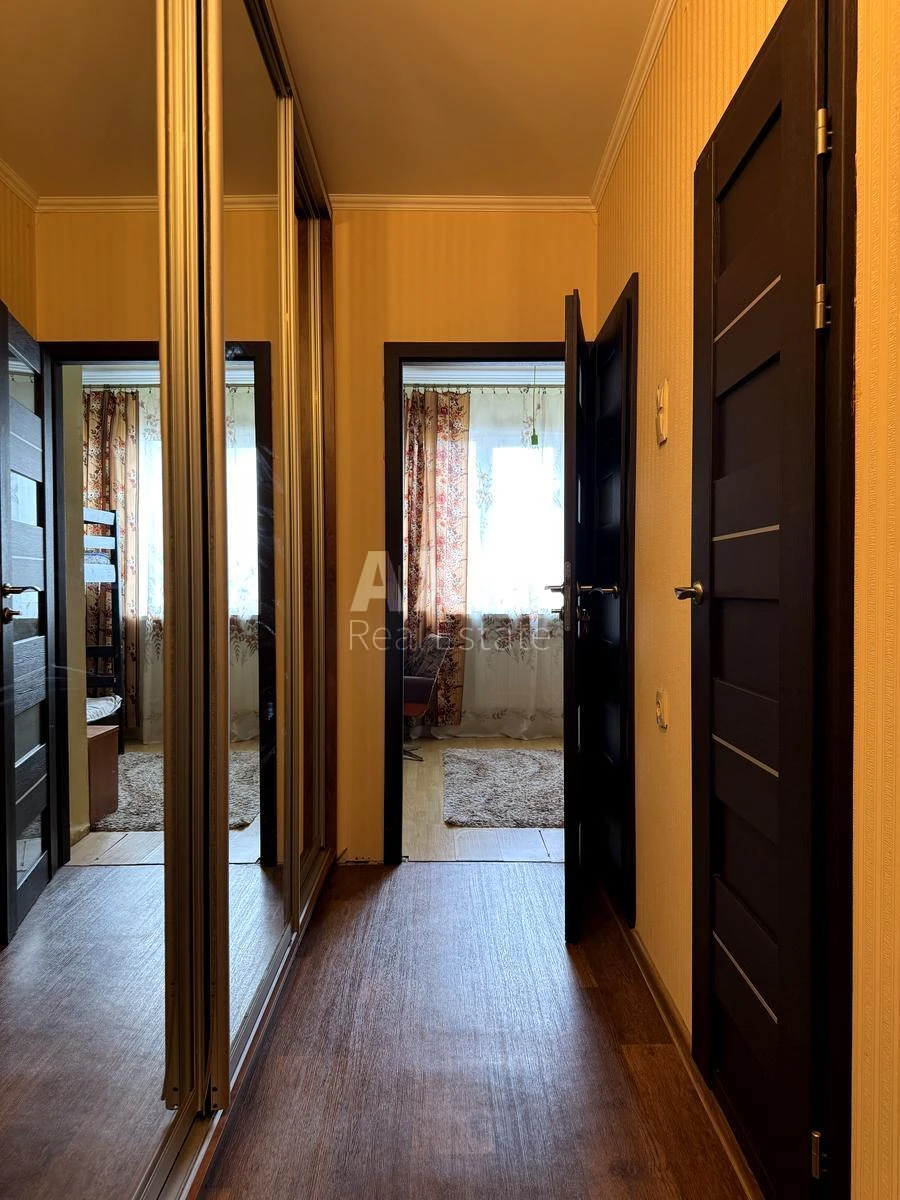 5k apartment pr-t Glushkova Akademika 23650459