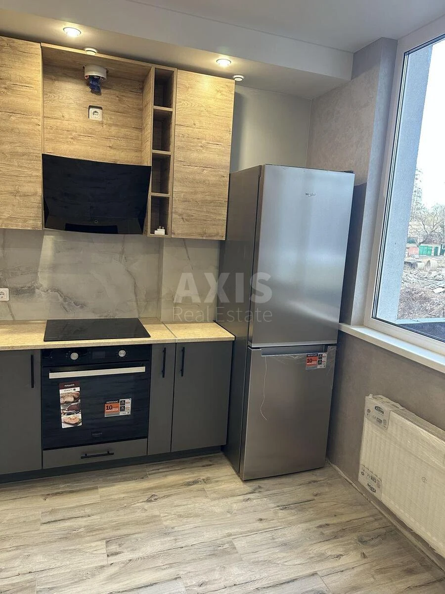 1k apartment vul. Novoukrai'ns'ka 2469694
