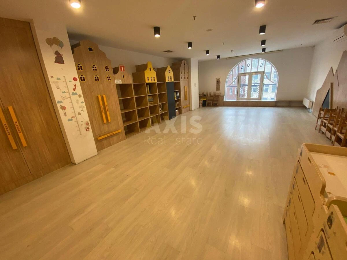 Office vul. Glybochyc'ka 32А, 571m2712203