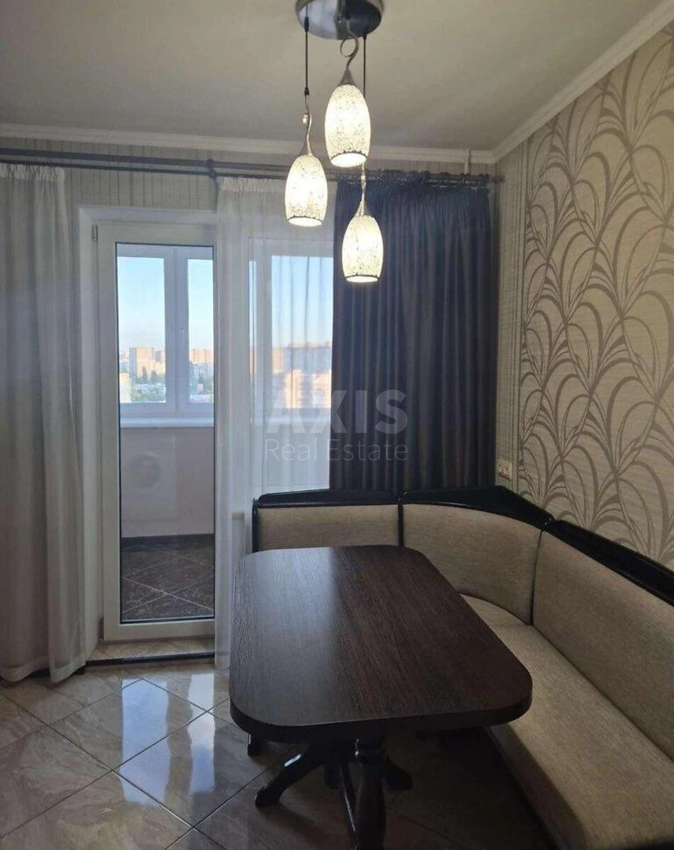 1k apartment vul. Bal'zaka Onore de 55В706261