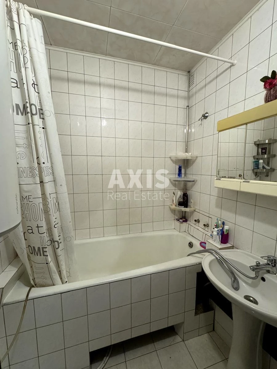 5k apartment pr-t Glushkova Akademika 236504510