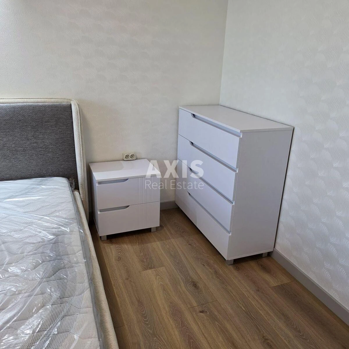 2k apartment vul. Voskresens'ka 2A693397